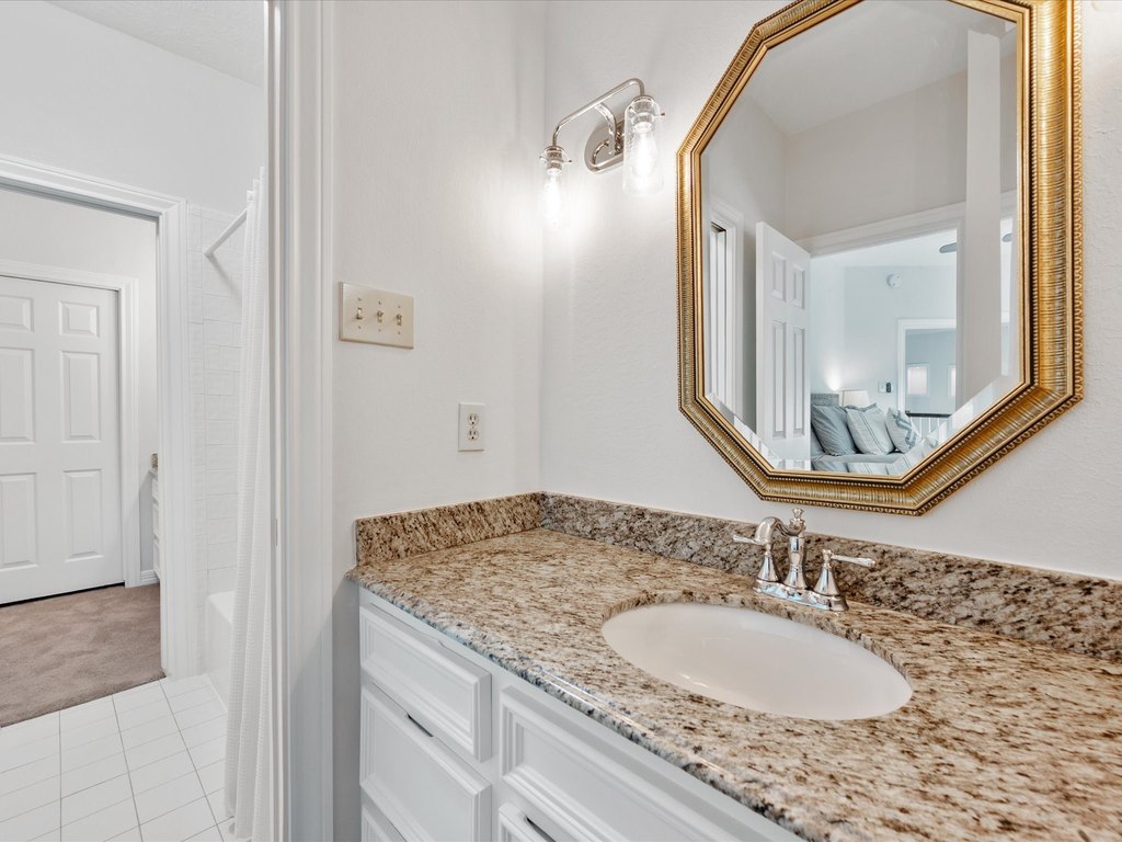 La Porte, Texas, 77571, United States, 4 Bedrooms Bedrooms, ,3.5 BathroomsBathrooms,Residential,Forsale,1973422