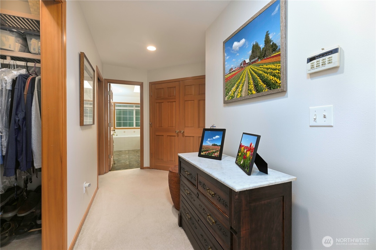 Mill Creek, Washington, 98012, United States, 2 Bedrooms Bedrooms, ,3 BathroomsBathrooms,Residential,Forsale,1965874