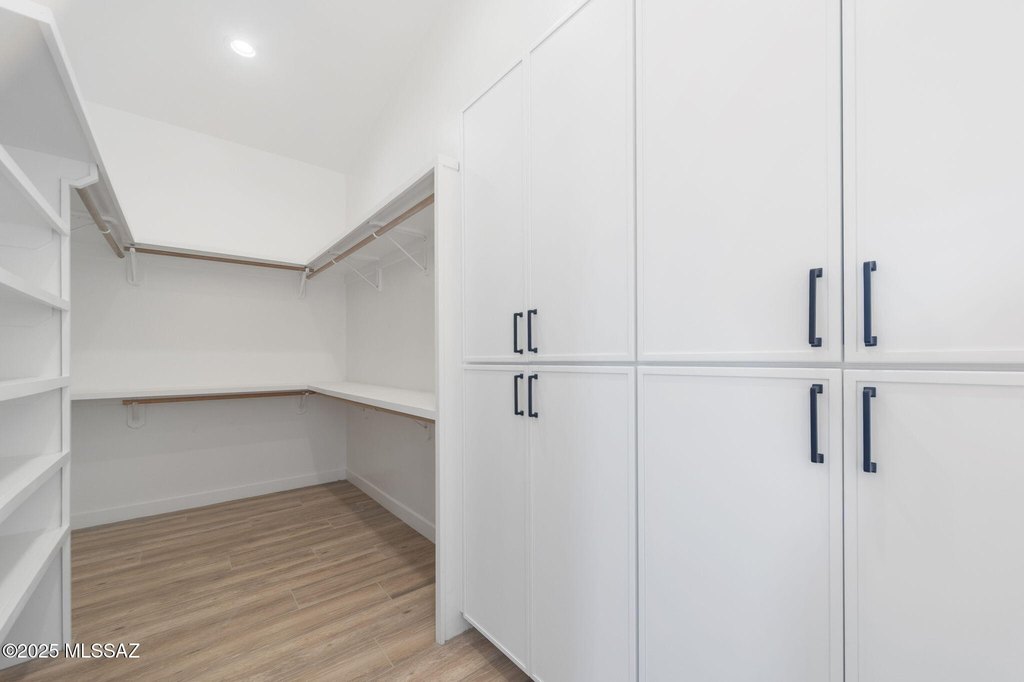 Tucson, Arizona, 85730, United States, 3 Bedrooms Bedrooms, ,3 BathroomsBathrooms,Residential,Forsale,2004422