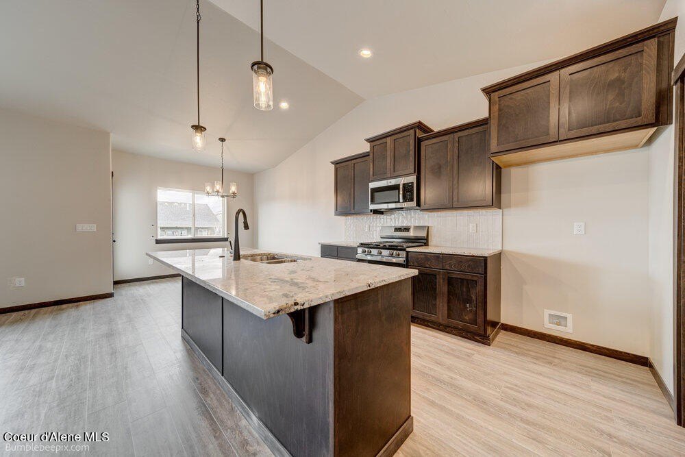 Post Falls, Idaho, 83854, United States, 3 Bedrooms Bedrooms, ,2 BathroomsBathrooms,Residential,Forsale,1984589