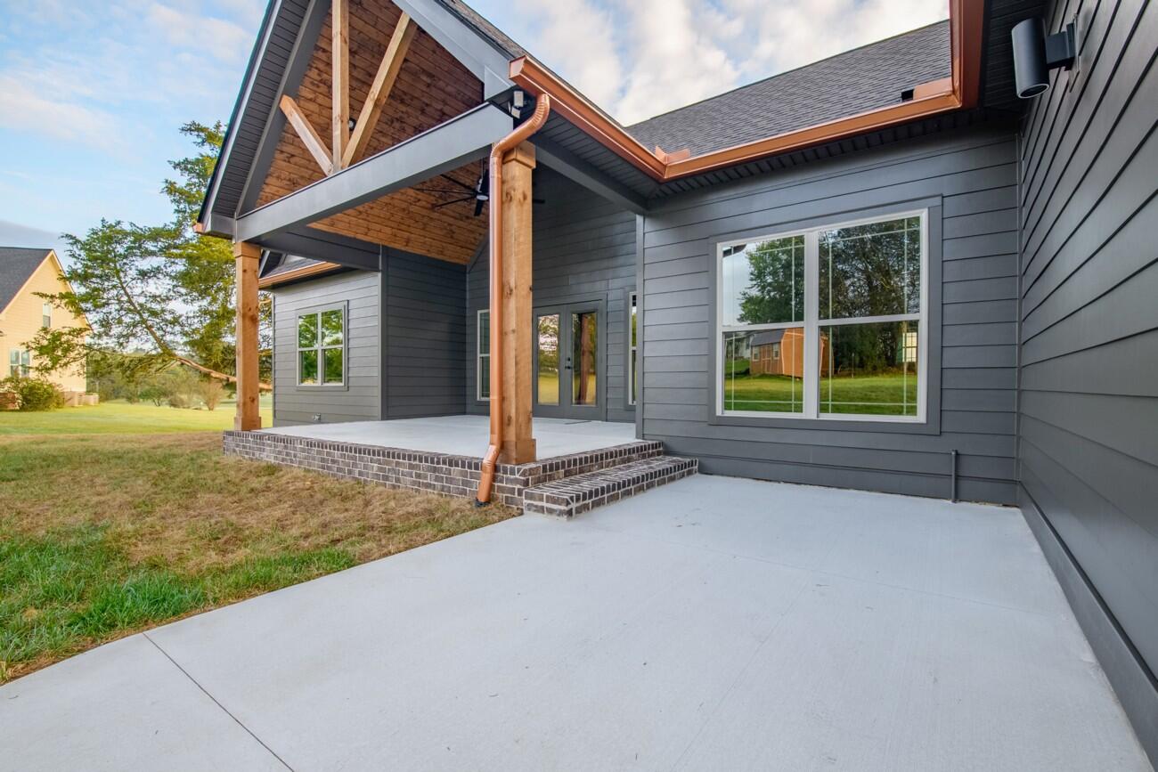 Rock Spring, Georgia, 30739, United States, 4 Bedrooms Bedrooms, ,3 BathroomsBathrooms,Residential,Forsale,1963567