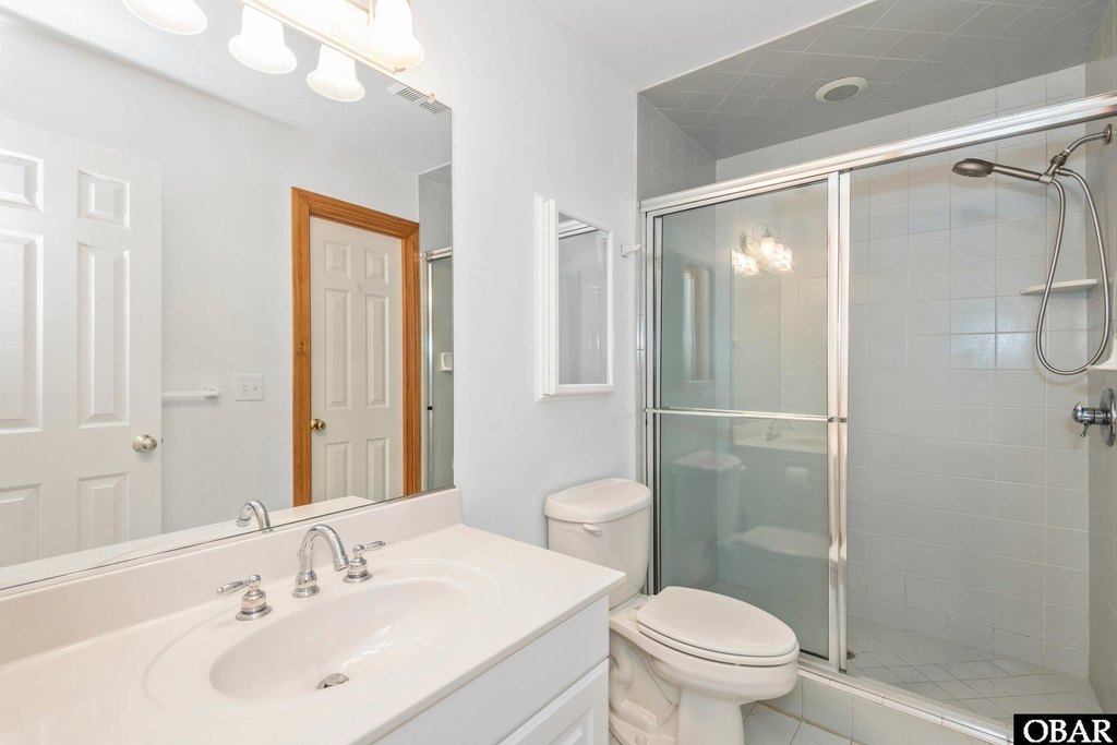 Kill Devil Hills, North Carolina, 27948, United States, 3 Bedrooms Bedrooms, ,3 BathroomsBathrooms,Residential,Forsale,1993772