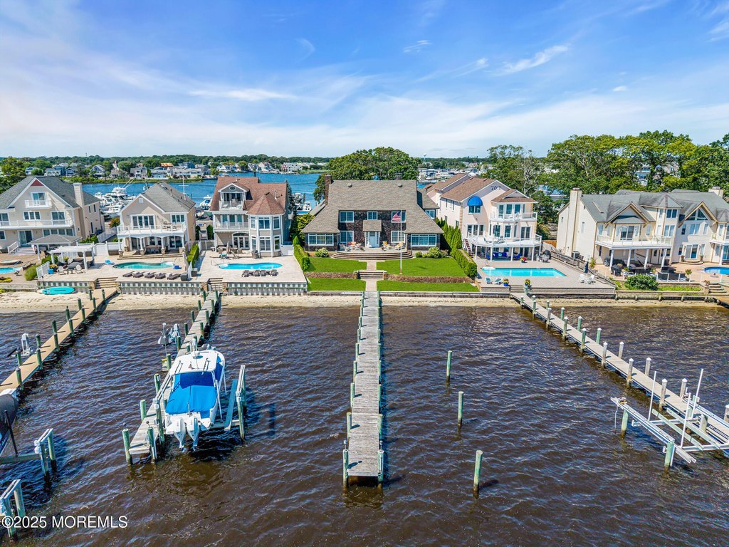 Brick, New Jersey, 08724, United States, 4 Bedrooms Bedrooms, ,3 BathroomsBathrooms,Residential,Forsale,1922694