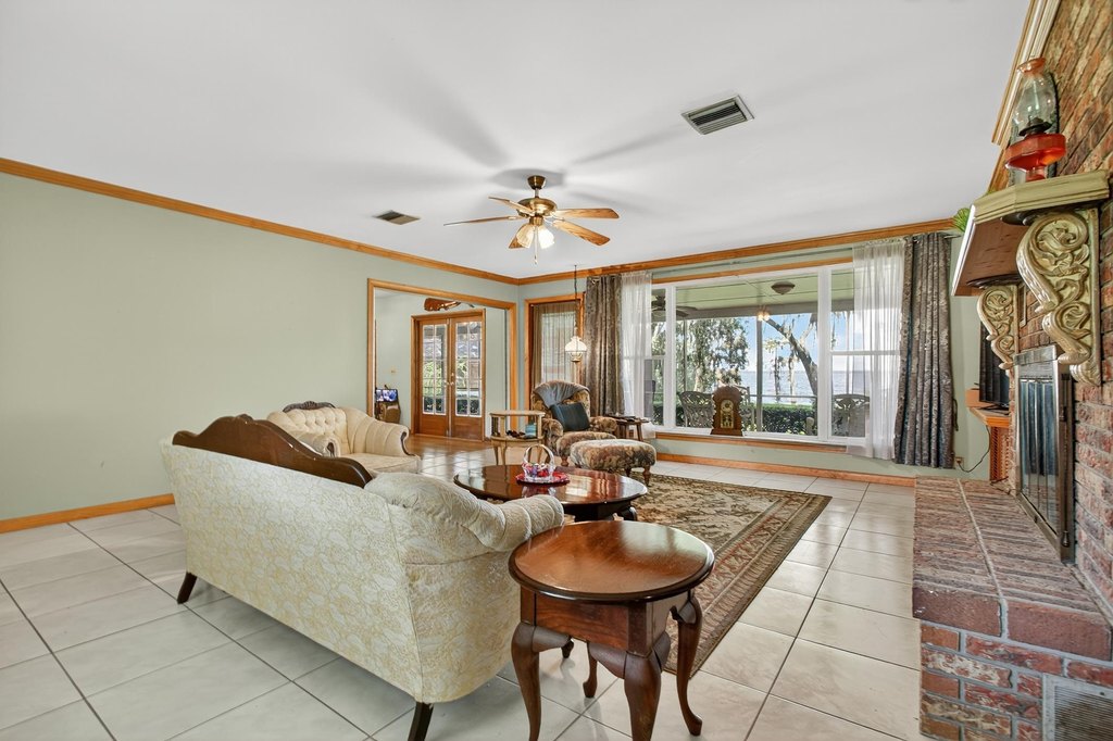 Crescent City, Florida, 32112, United States, 5 Bedrooms Bedrooms, ,3 BathroomsBathrooms,Residential,Forsale,2004868