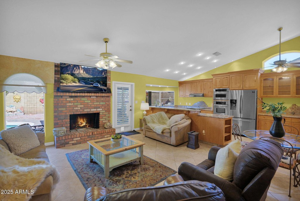 Mesa, Arizona, 85210, United States, 4 Bedrooms Bedrooms, ,2 BathroomsBathrooms,Residential,Forsale,2004919