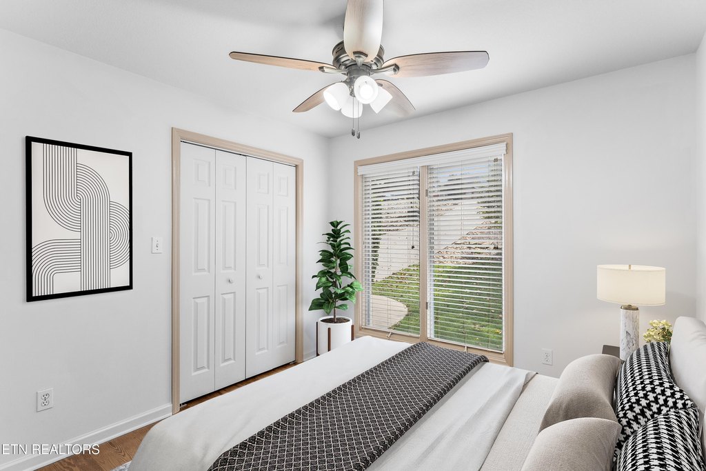 Loudon, Tennessee, 37774, United States, 4 Bedrooms Bedrooms, ,3 BathroomsBathrooms,Residential,Forsale,1971863