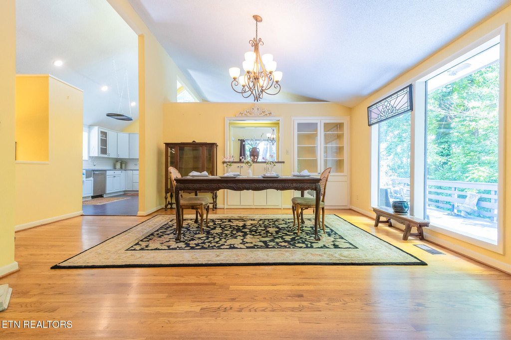 Knoxville, Tennessee, 37919, United States, 4 Bedrooms Bedrooms, ,3.5 BathroomsBathrooms,Residential,Forsale,1893800