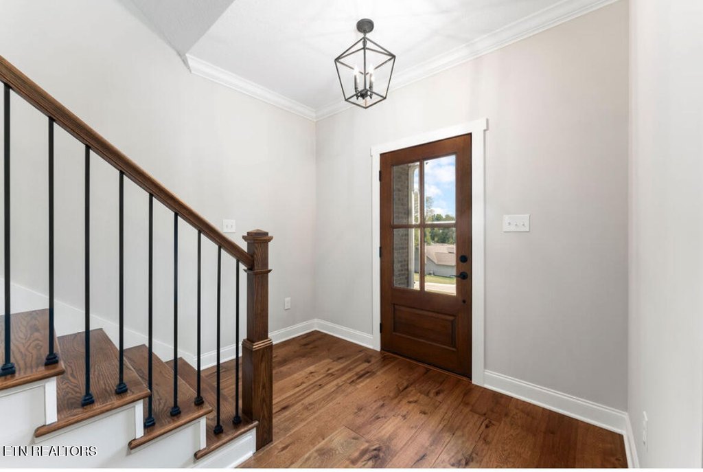 Lenoir City, Tennessee, 37771, United States, 5 Bedrooms Bedrooms, ,3.5 BathroomsBathrooms,Residential,Forsale,1999349