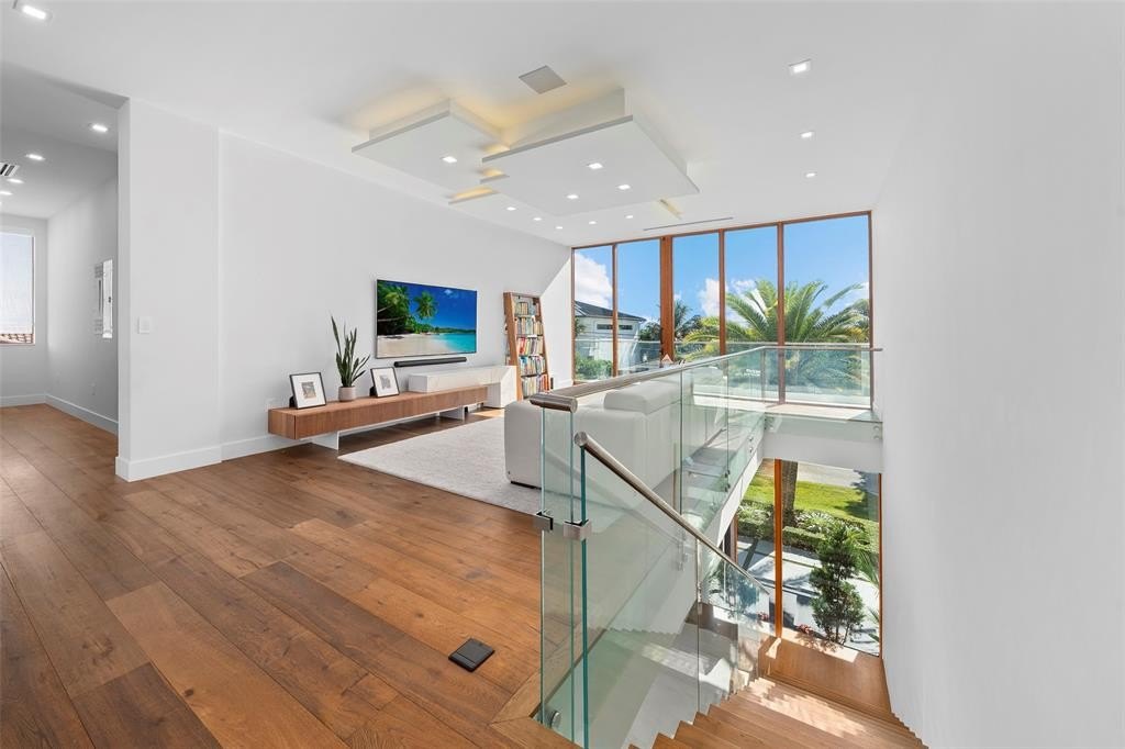 Lighthouse Point, Florida, 33064, United States, 5 Bedrooms Bedrooms, ,5.5 BathroomsBathrooms,Residential,Forsale,2011622