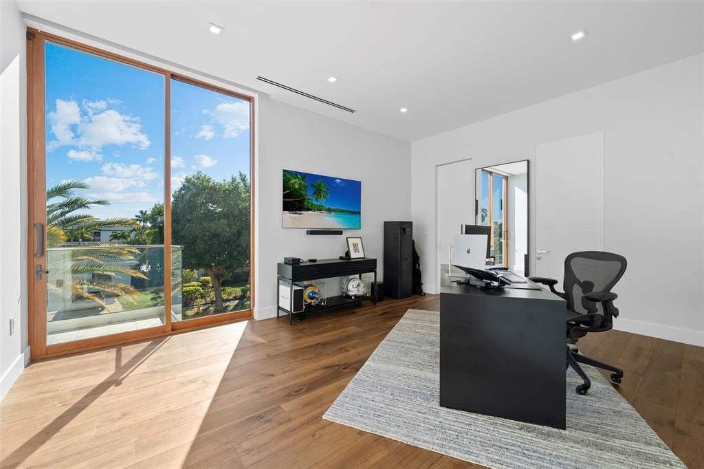 Lighthouse Point, Florida, 33064, United States, 5 Bedrooms Bedrooms, ,5.5 BathroomsBathrooms,Residential,Forsale,2011622