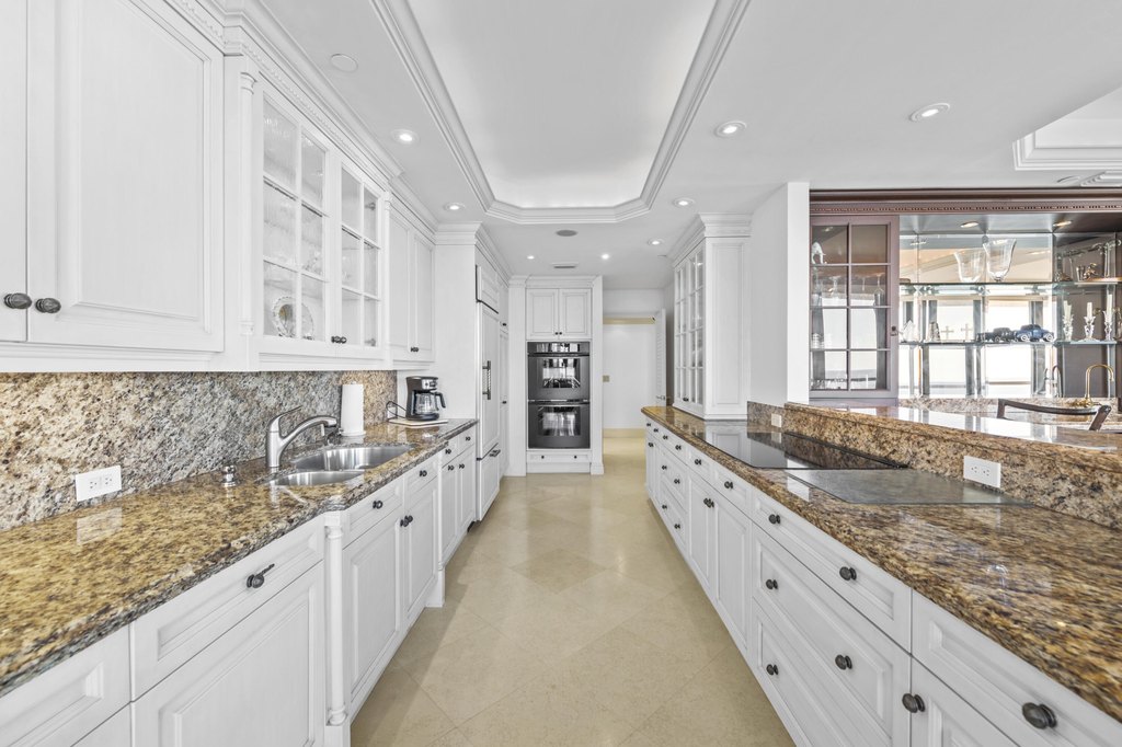 Highland Beach, Florida, 33487, United States, 3 Bedrooms Bedrooms, ,3 BathroomsBathrooms,Residential,Forsale,2010671