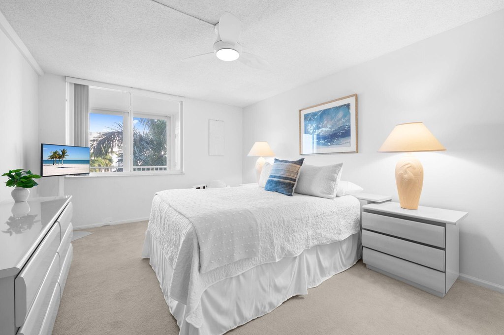 Highland Beach, Florida, 33487, United States, 2 Bedrooms Bedrooms, ,2 BathroomsBathrooms,Residential,Forsale,2010672