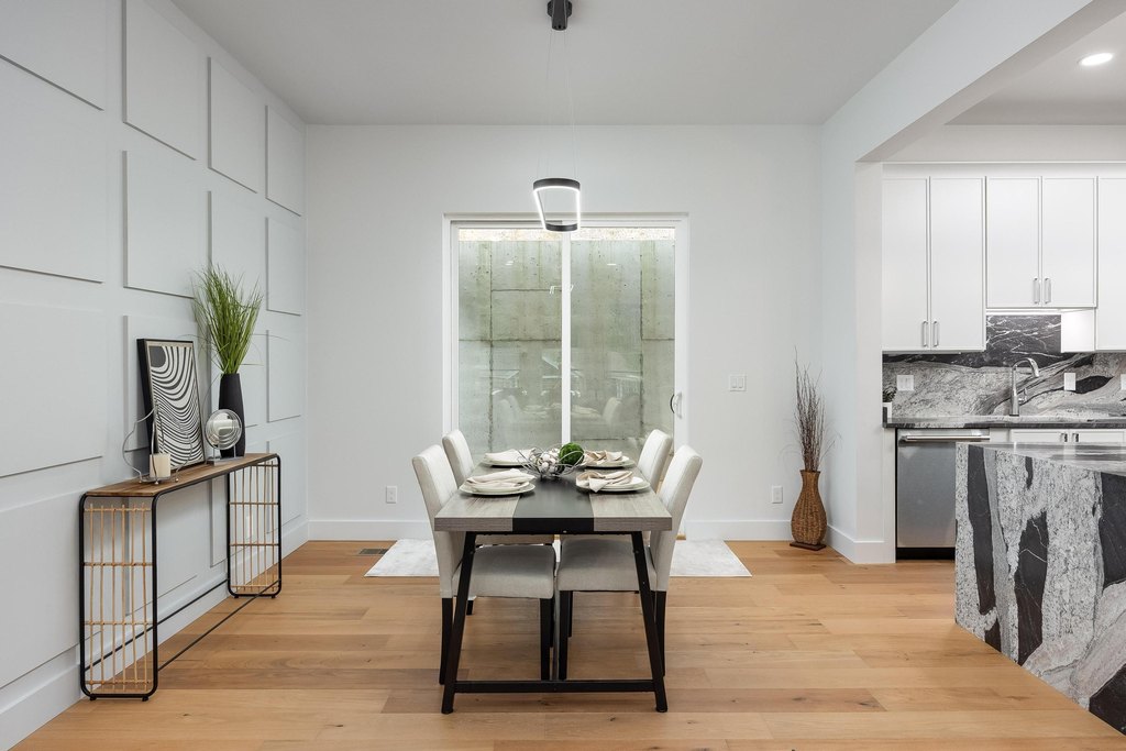 Chattanooga, Tennessee, 37405, United States, 4 Bedrooms Bedrooms, ,4.5 BathroomsBathrooms,Residential,Forsale,2009592