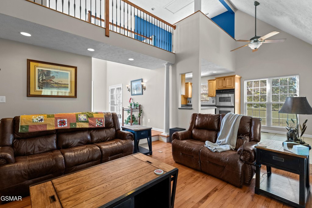 Baneberry, Tennessee, 37890, United States, 3 Bedrooms Bedrooms, ,2.5 BathroomsBathrooms,Residential,Forsale,1999467