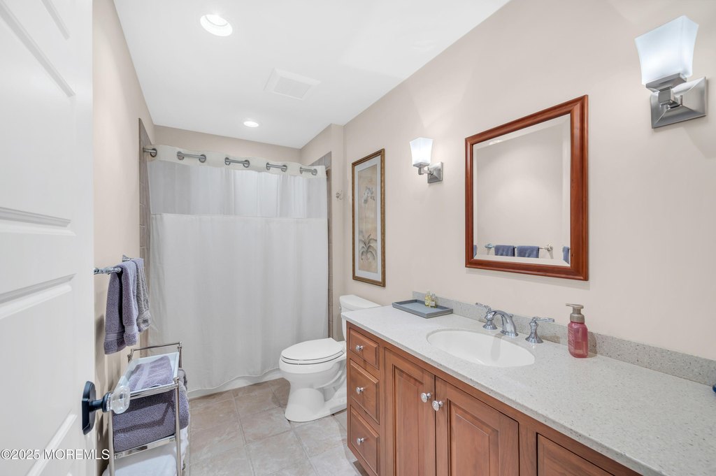 Brielle, New Jersey, 08730, United States, 3 Bedrooms Bedrooms, ,2.5 BathroomsBathrooms,Residential,Forsale,1984549