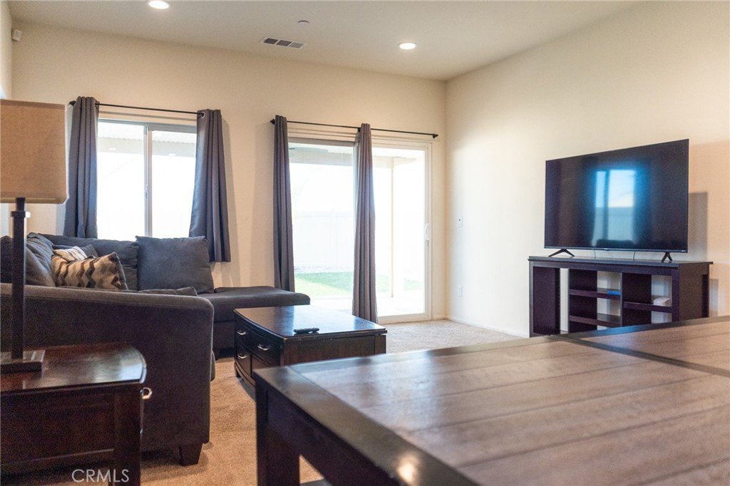 Beaumont, California, 92223, United States, 3 Bedrooms Bedrooms, ,2 BathroomsBathrooms,Residential,Forsale,1992751