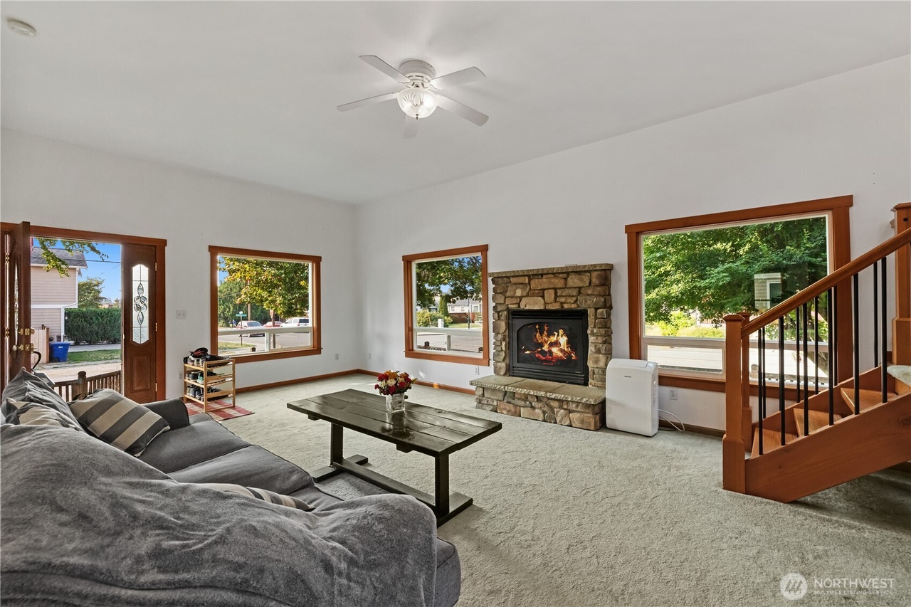 Granite Falls, Washington, 98252, United States, 3 Bedrooms Bedrooms, ,2 BathroomsBathrooms,Residential,Forsale,1965881