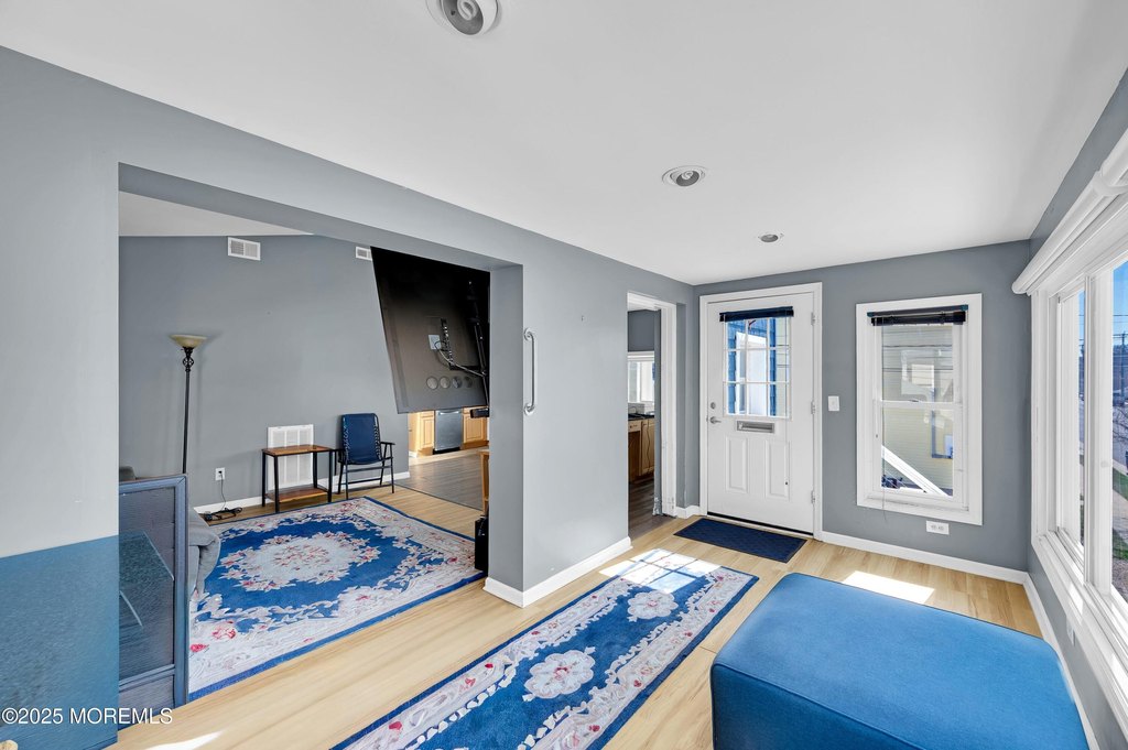 Manasquan, New Jersey, 08736, United States, 2 Bedrooms Bedrooms, ,1 BathroomBathrooms,Residential,Forsale,1984552