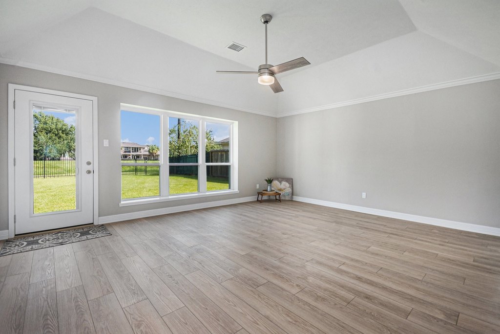 Houston, Texas, 77062, United States, 4 Bedrooms Bedrooms, ,2.5 BathroomsBathrooms,Residential,Forsale,1973424