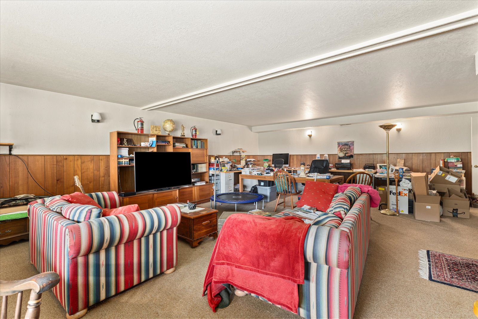 Bellevue, Washington, 98005, United States, 5 Bedrooms Bedrooms, ,1.5 BathroomsBathrooms,Residential,Forsale,1965895