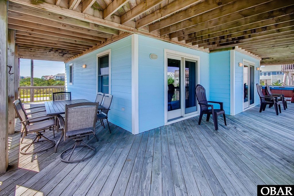 Avon, North Carolina, 27915, United States, 6 Bedrooms Bedrooms, ,5.5 BathroomsBathrooms,Residential,Forsale,2008064