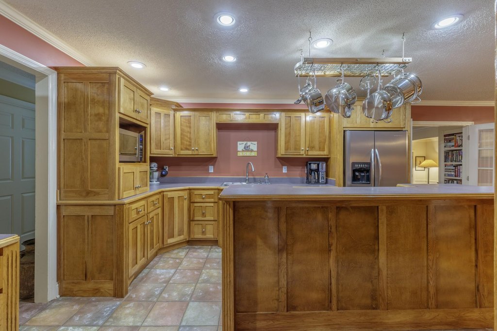 Chickamauga, Georgia, 30707, United States, 6 Bedrooms Bedrooms, ,4 BathroomsBathrooms,Residential,Forsale,2009598