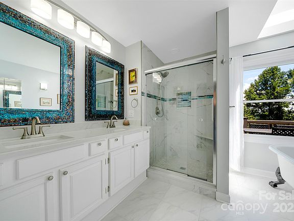 Mills River, North Carolina, 28759, United States, 3 Bedrooms Bedrooms, ,4 BathroomsBathrooms,Residential,Forsale,2004157