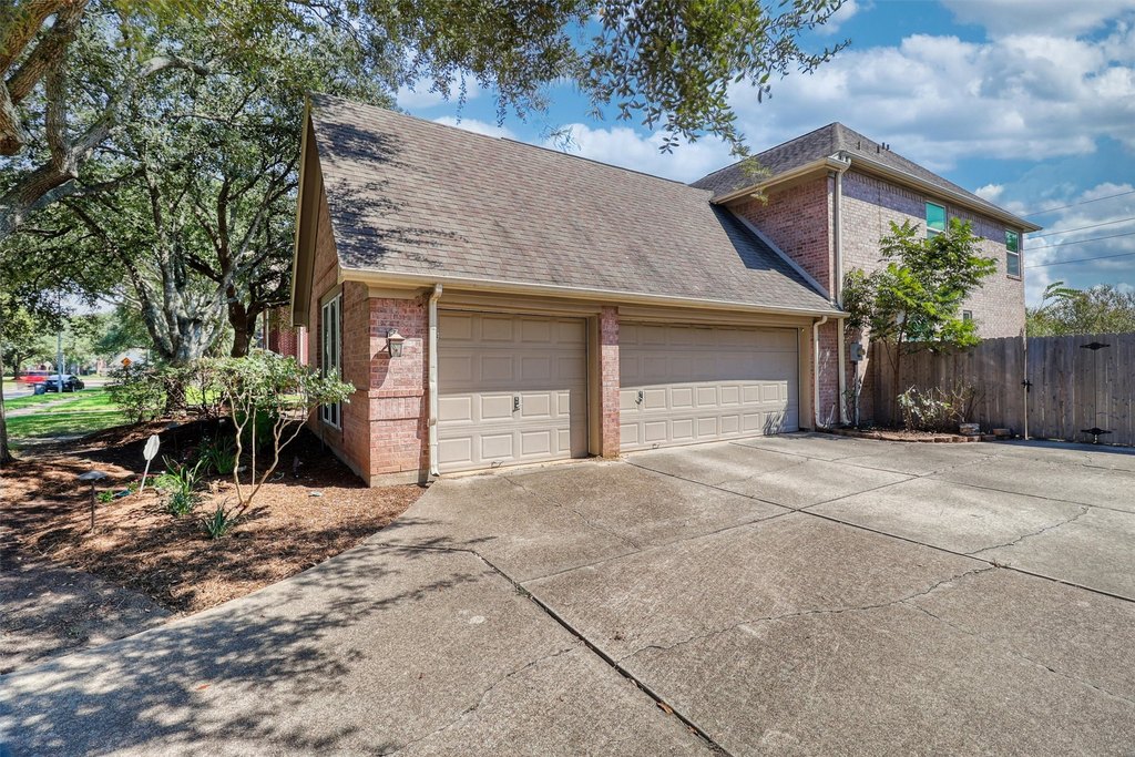 Katy, Texas, 77494, United States, 4 Bedrooms Bedrooms, ,3.5 BathroomsBathrooms,Residential,Forsale,1973427