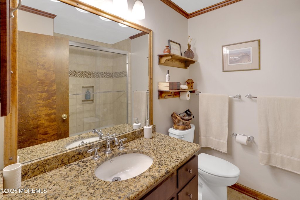 Red Bank, New Jersey, 07701, United States, 5 Bedrooms Bedrooms, ,3 BathroomsBathrooms,Residential,Forsale,1984553