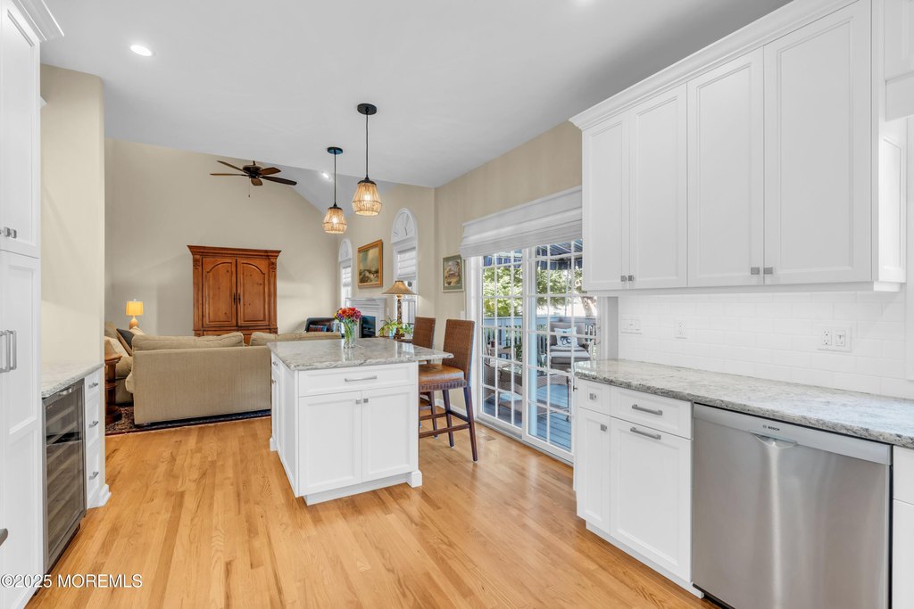 Manasquan, New Jersey, 08736, United States, 5 Bedrooms Bedrooms, ,3 BathroomsBathrooms,Residential,Forsale,1984551