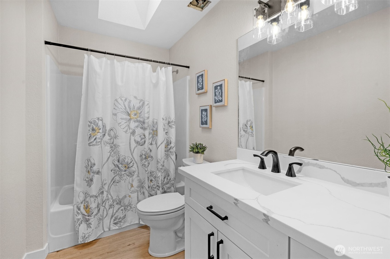 Everett, Washington, 98208, United States, 3 Bedrooms Bedrooms, ,2 BathroomsBathrooms,Residential,Forsale,1965889