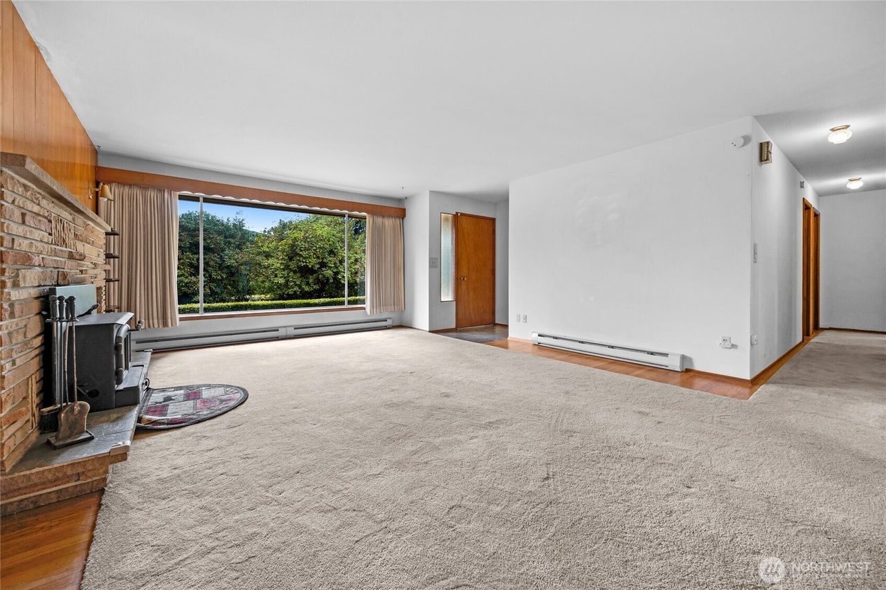 Bothell, Washington, 98021, United States, 3 Bedrooms Bedrooms, ,1 BathroomBathrooms,Residential,Forsale,1965890