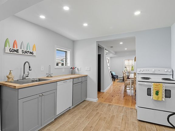 Margate, New Jersey, 08402, United States, 1 Bedroom Bedrooms, ,2 BathroomsBathrooms,Residential,Forsale,1967253