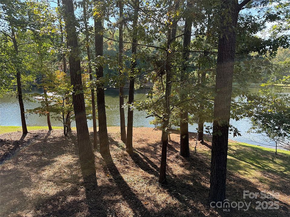 Lancaster, South Carolina, 29720, United States, 5 Bedrooms Bedrooms, ,4 BathroomsBathrooms,Residential,Forsale,1985968