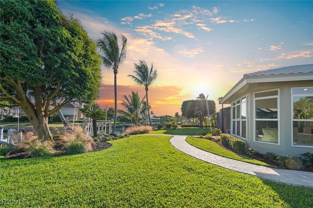 Sanibel, Florida, 33957, United States, 4 Bedrooms Bedrooms, ,3 BathroomsBathrooms,Residential,Forsale,1971925