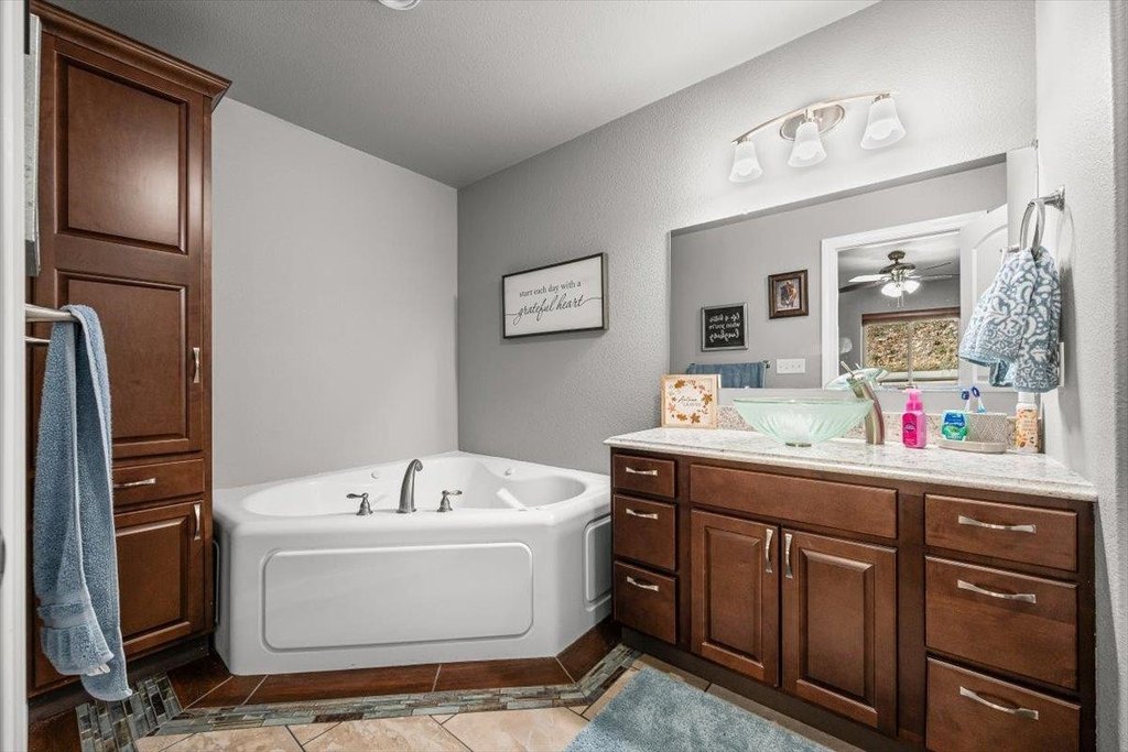 Deadwood, South Dakota, 57732, United States, 4 Bedrooms Bedrooms, ,2.5 BathroomsBathrooms,Residential,Forsale,1990698