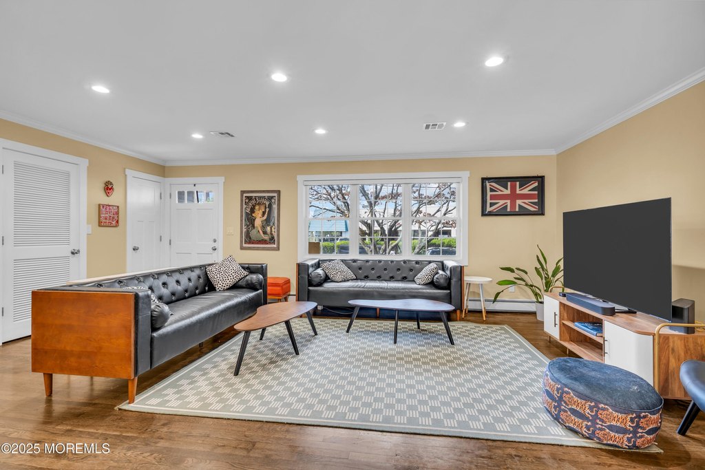 Point Pleasant, New Jersey, 08742, United States, 3 Bedrooms Bedrooms, ,2 BathroomsBathrooms,Residential,Forsale,1994016