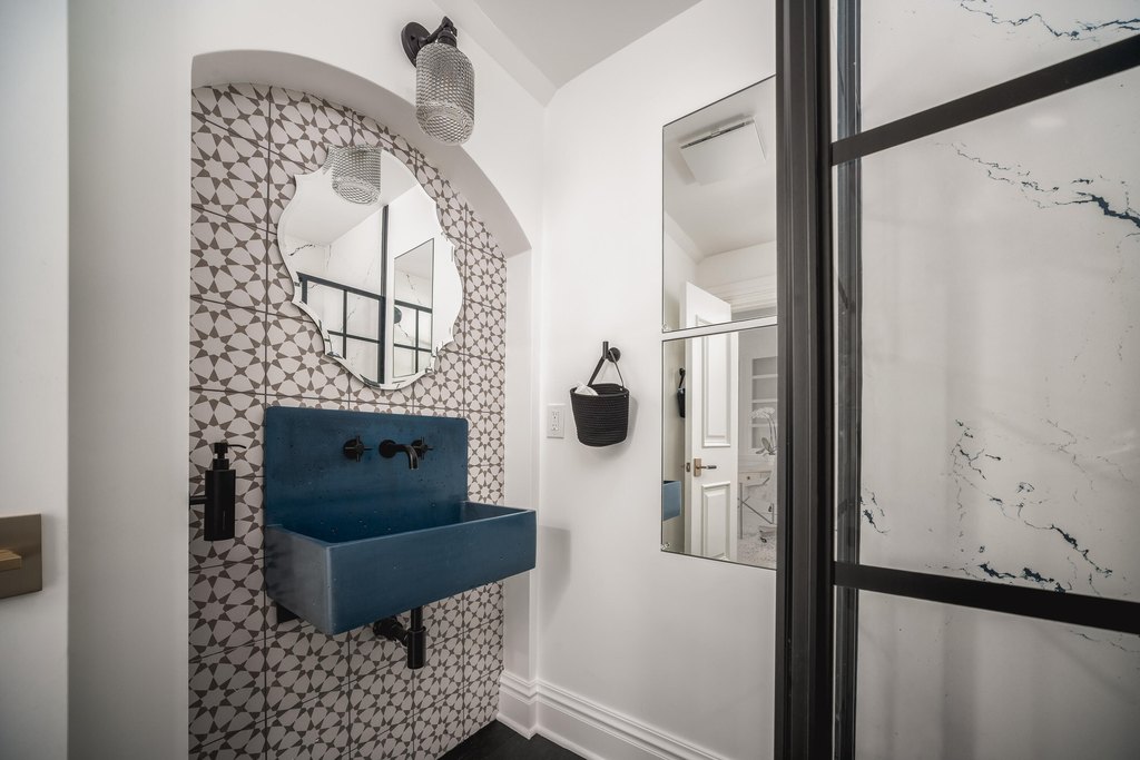 SANTA BARBARA, California, 93110, United States, 6 Bedrooms Bedrooms, ,7.5 BathroomsBathrooms,Residential,Forsale,1985950