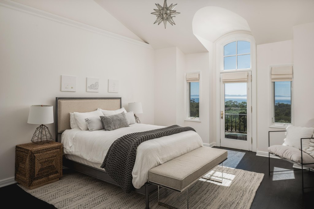 SANTA BARBARA, California, 93110, United States, 6 Bedrooms Bedrooms, ,7.5 BathroomsBathrooms,Residential,Forsale,1985950