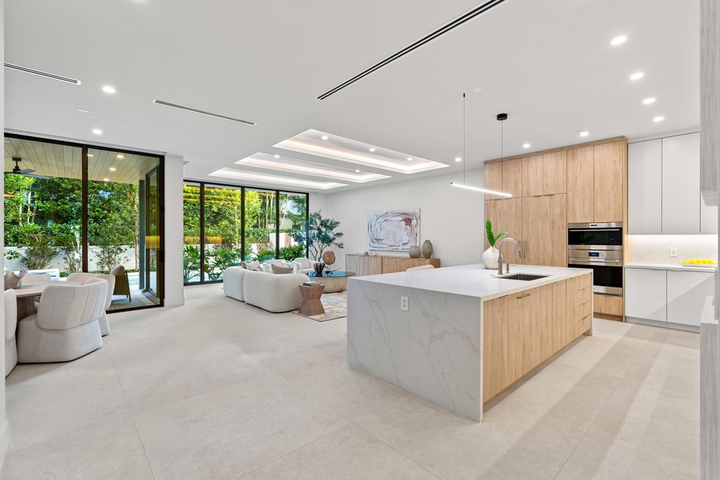 Delray Beach, Florida, 33483, United States, 5 Bedrooms Bedrooms, ,5.5 BathroomsBathrooms,Residential,Forsale,2009891