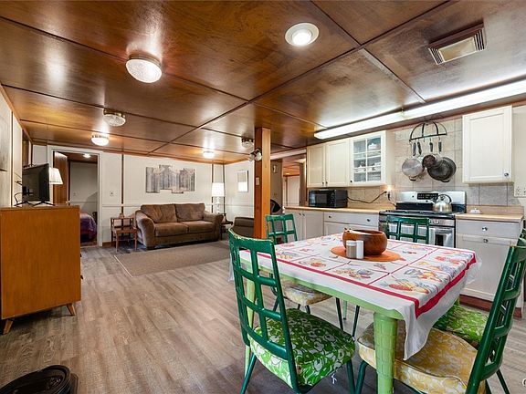 Inlet, New York, 13360, United States, 8 Bedrooms Bedrooms, ,3 BathroomsBathrooms,Residential,Forsale,1969692