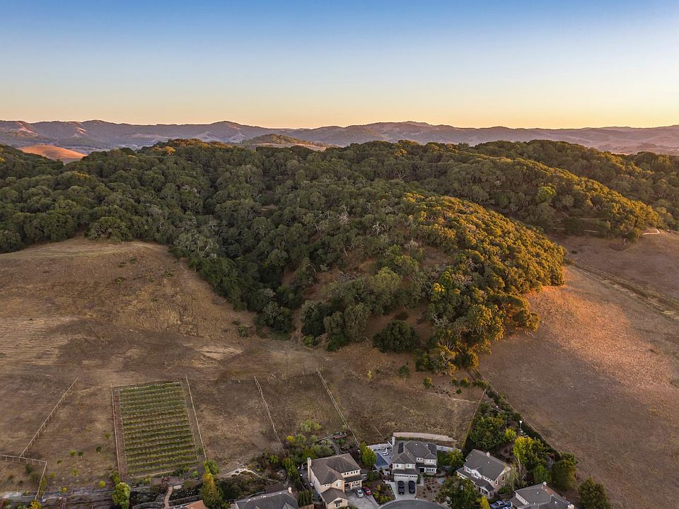 Petaluma, California, 94952, United States, 4 Bedrooms Bedrooms, ,3 BathroomsBathrooms,Residential,Forsale,1985922