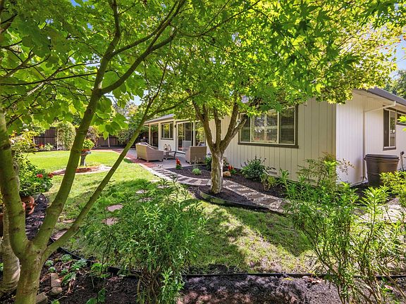 Santa Rosa, California, 95409, United States, 3 Bedrooms Bedrooms, ,2 BathroomsBathrooms,Residential,Forsale,1985932