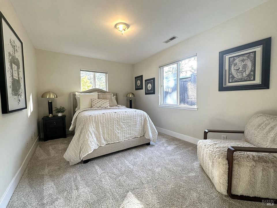 San Rafael, California, 94903, United States, 3 Bedrooms Bedrooms, ,3 BathroomsBathrooms,Residential,Forsale,1985933