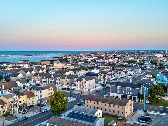 North Wildwood, New Jersey, 08260, United States, 4 Bedrooms Bedrooms, ,3 BathroomsBathrooms,Residential,Forsale,1967263