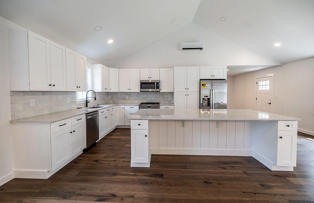 Turner, Maine, 04282, United States, 3 Bedrooms Bedrooms, ,2.5 BathroomsBathrooms,Residential,Forsale,1992719