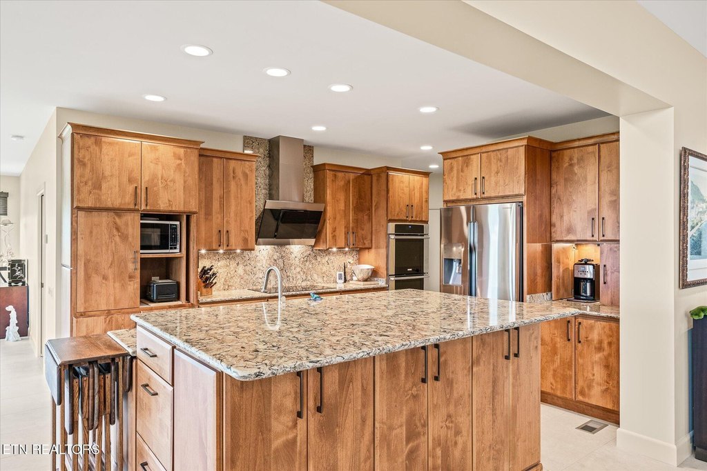 Crossville, Tennessee, 38558, United States, 4 Bedrooms Bedrooms, ,2.5 BathroomsBathrooms,Residential,Forsale,1929843