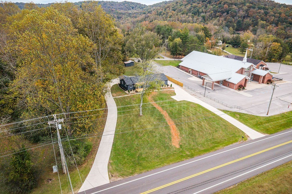 Cookeville, Tennessee, 38501, United States, 3 Bedrooms Bedrooms, ,3 BathroomsBathrooms,Residential,Forsale,1996597