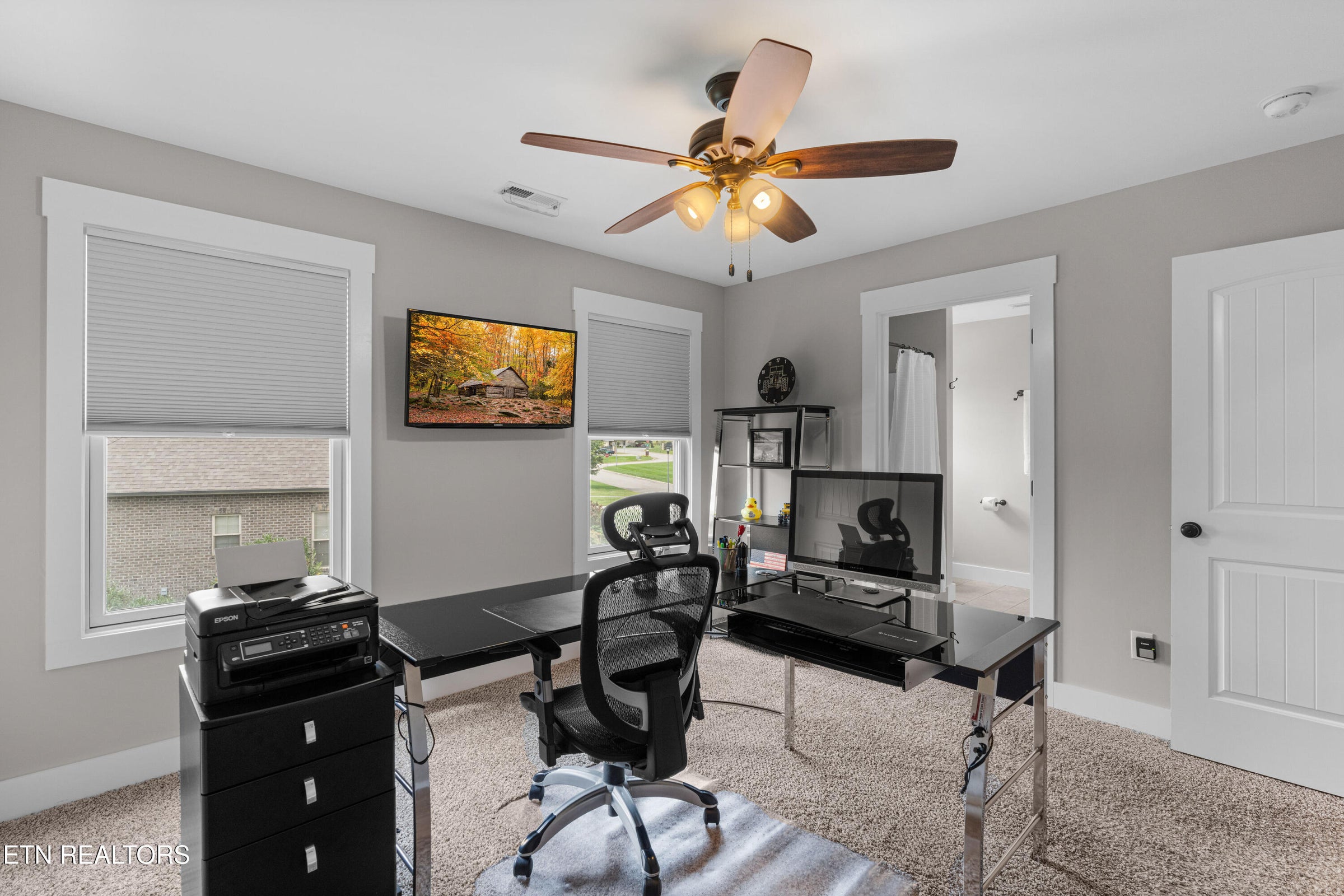 Maryville, Tennessee, 37804, United States, 4 Bedrooms Bedrooms, ,2 BathroomsBathrooms,Residential,Forsale,1973599