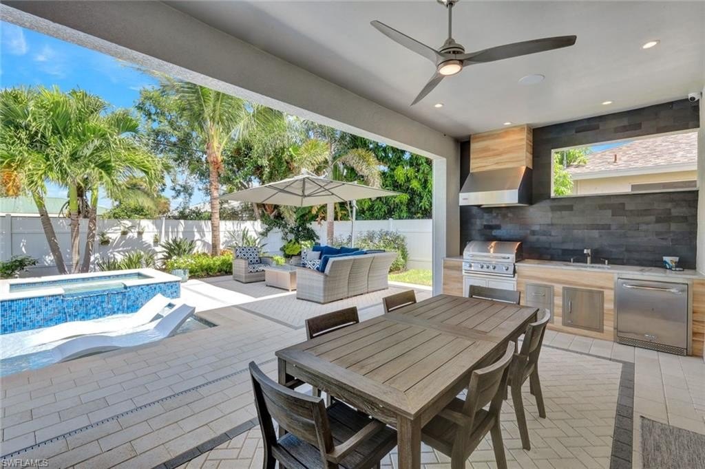 NAPLES, Florida, 34108, United States, 3 Bedrooms Bedrooms, ,3.5 BathroomsBathrooms,Residential,Forsale,2011592